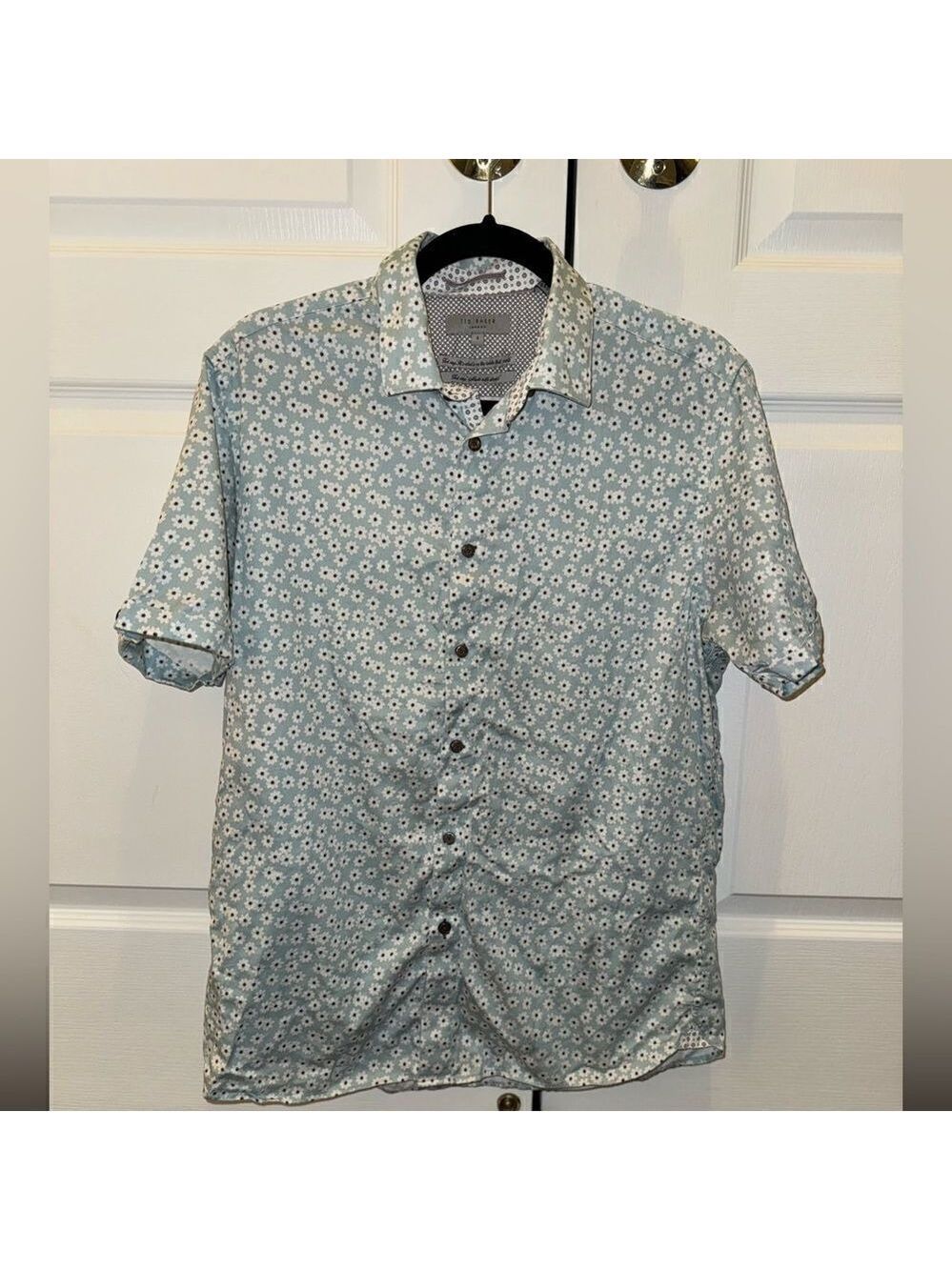 TED BAKER LONDON Button Up Short Sleeve Size 4